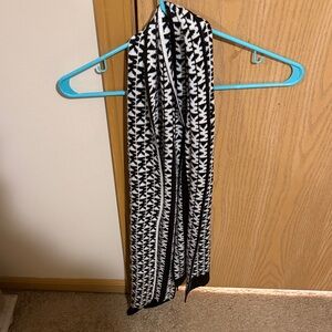 Michael Kors Black and White Scarf